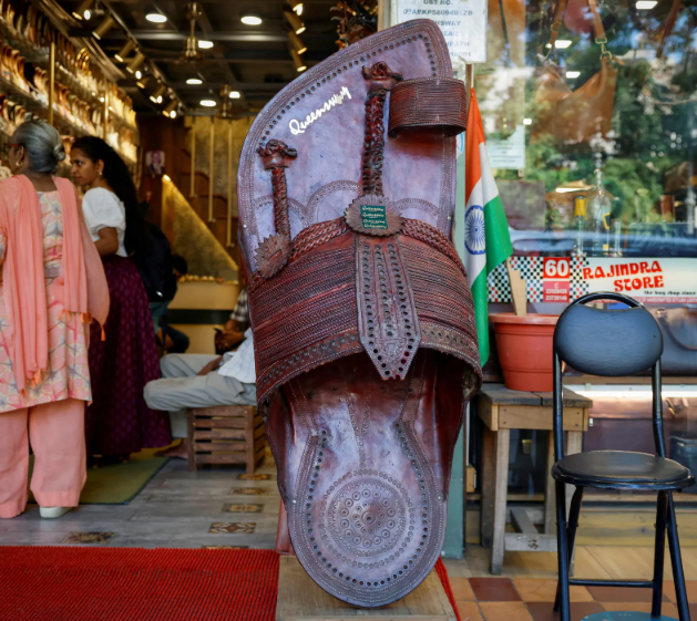 "Prada" plagiatlıqda ittiham olunur - FOTOLAR